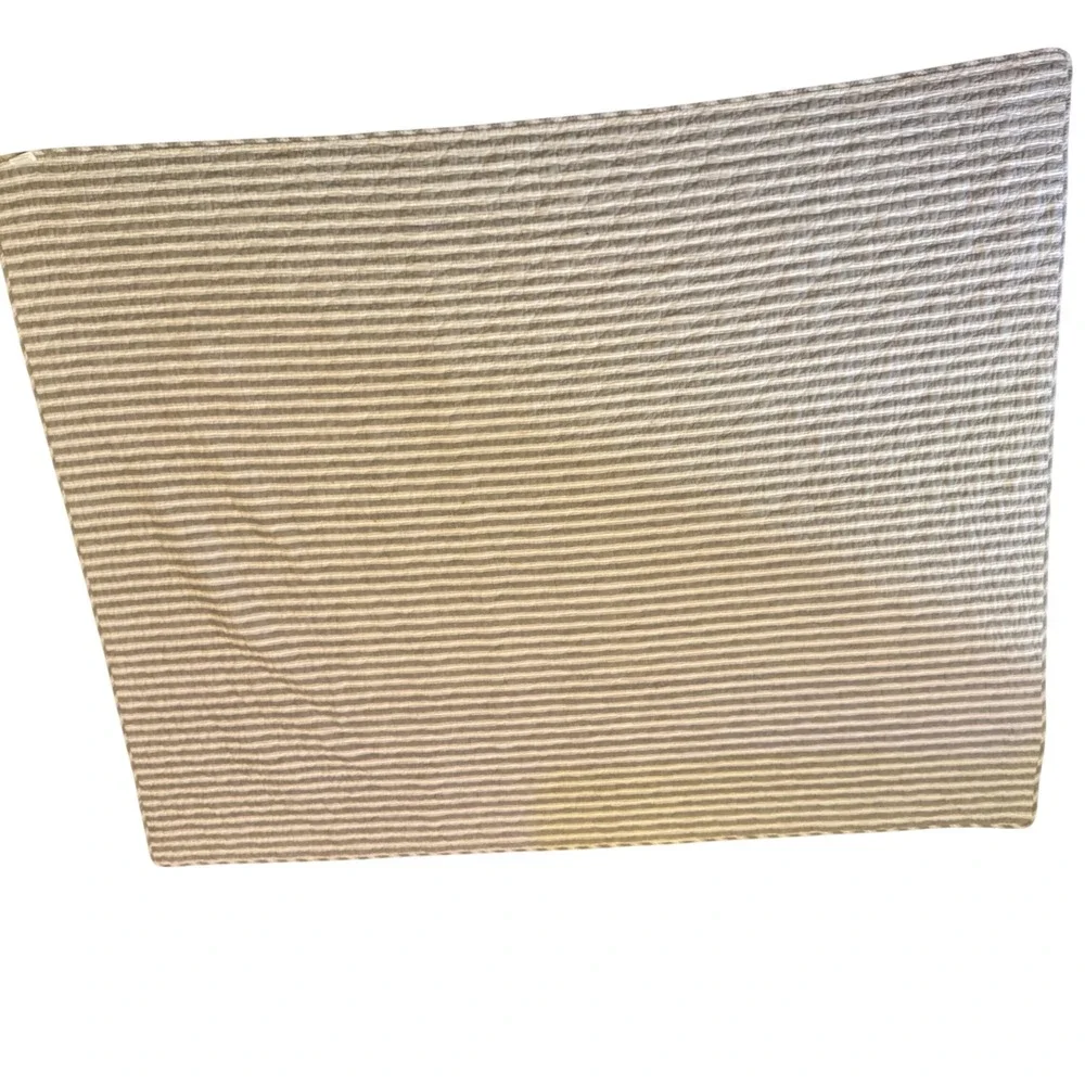 Stone Cottage Ticking Stripe Quilt Grey White 62x80 Cotton Farmhouse Bedding